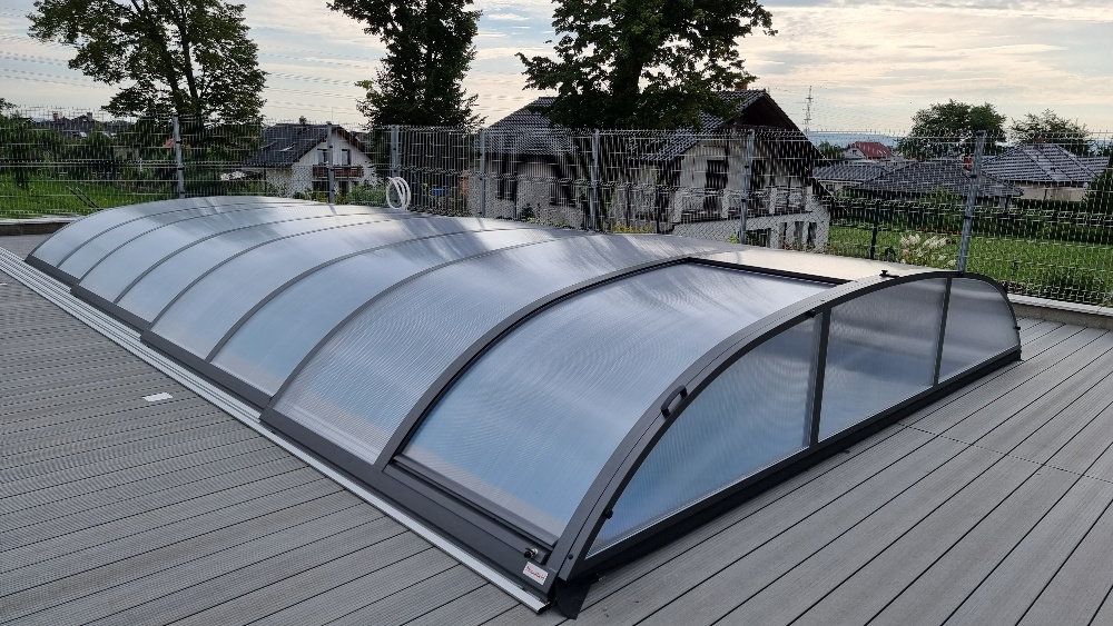 Павільйон Compact з сотовим полікарбонатом розміром 4,30х8,54х0.88м